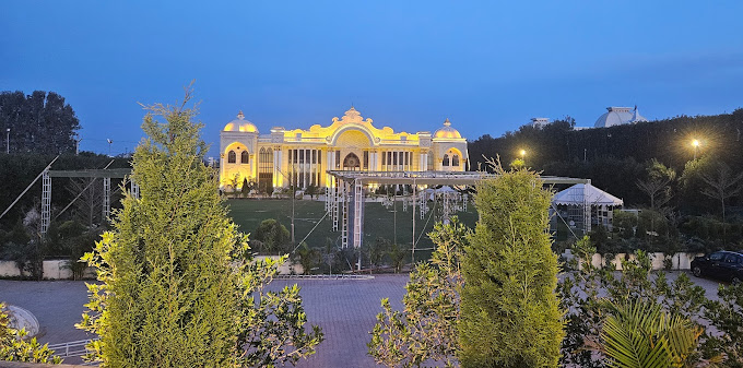 The goldan crown resort image 