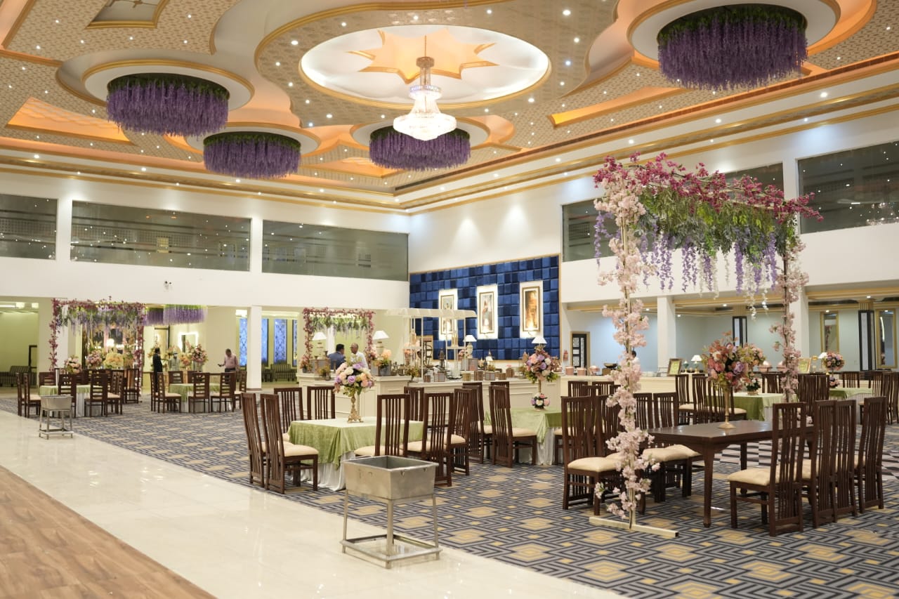 The golden crown resort interior hall view