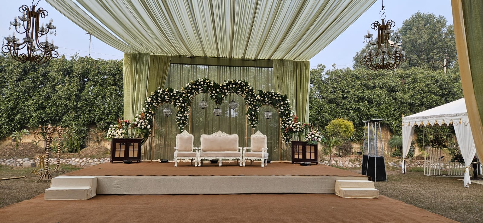 The golden crown resort outside stage